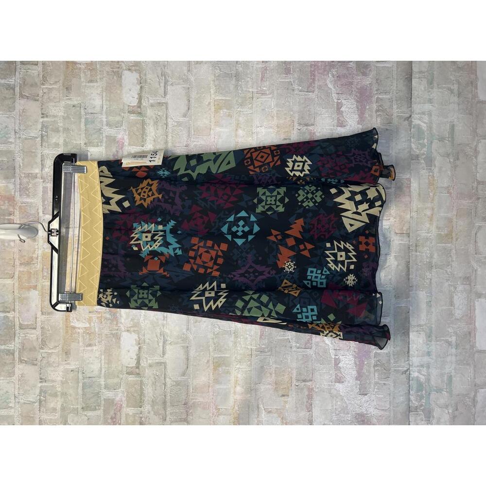 LuLaRoe XS Lola Skirt NWT *Discontinued Style*